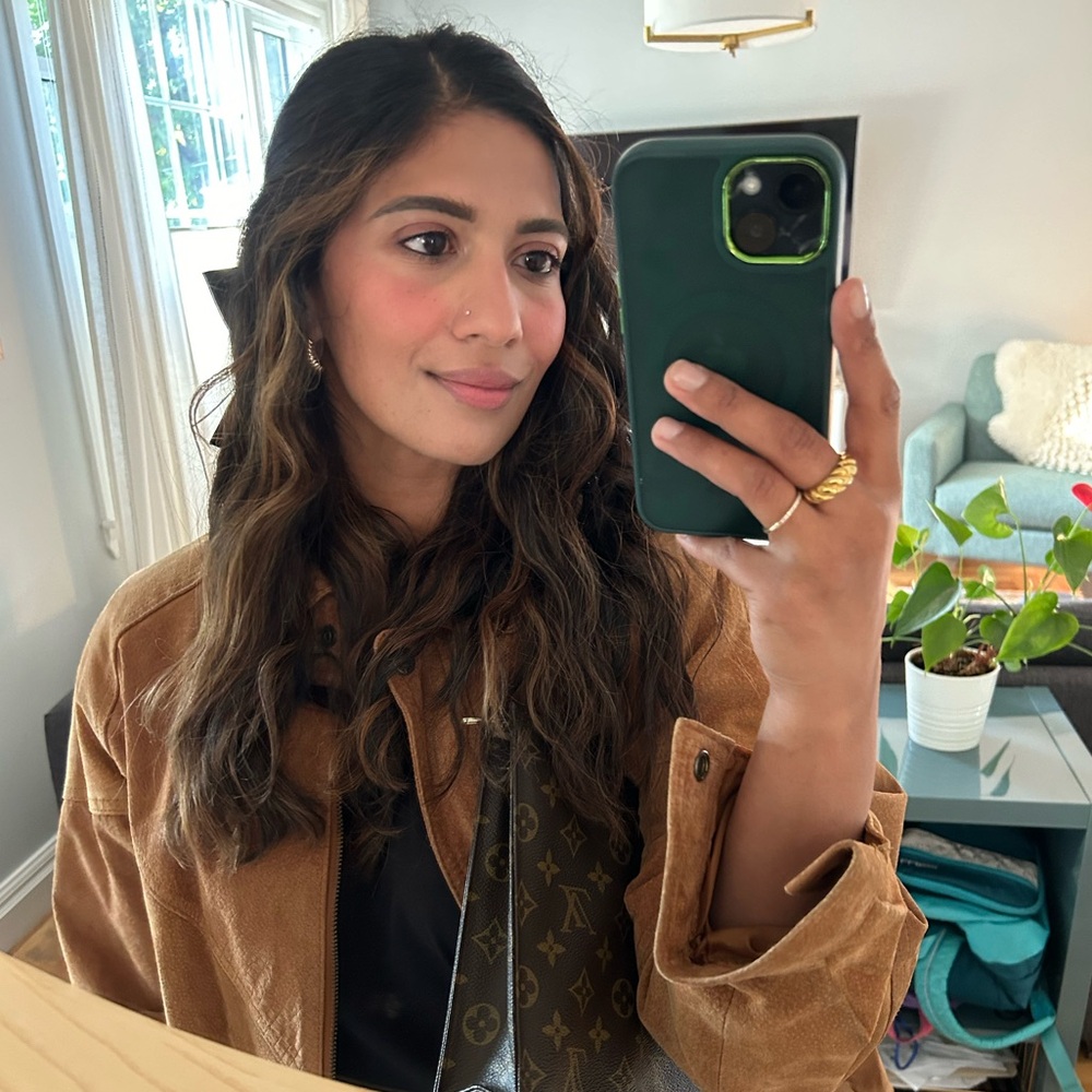 Meet your Posher, Priya